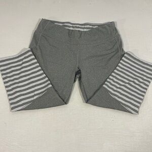 ACX Capri leggings in grey and white​​​​​​​​​​​​​​​​